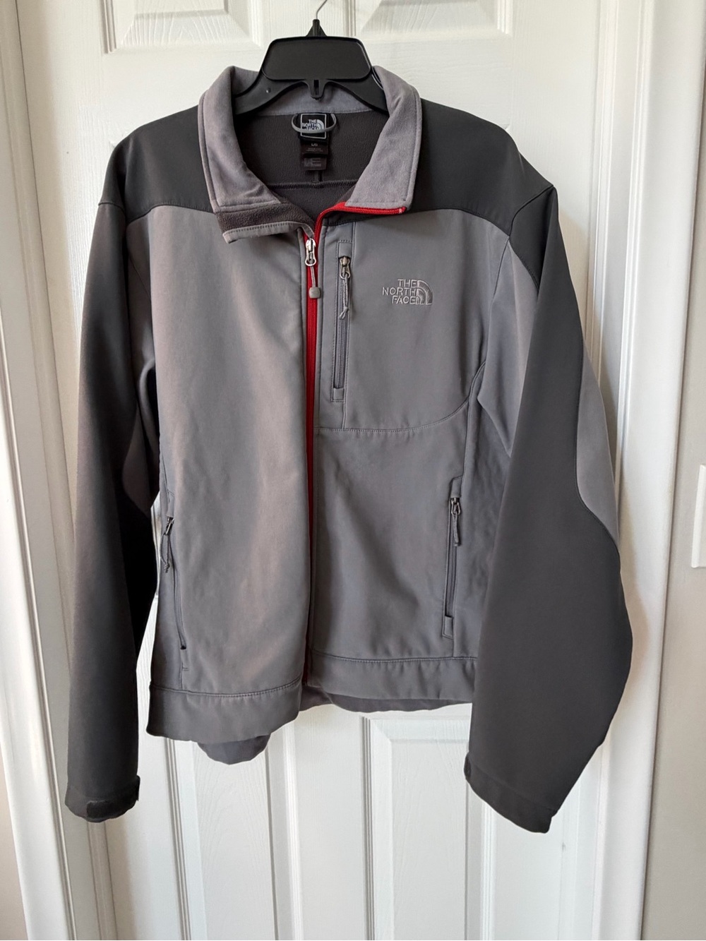 The North Face Men’s Two-Tone Gray Softshell Jacket with Red Trim